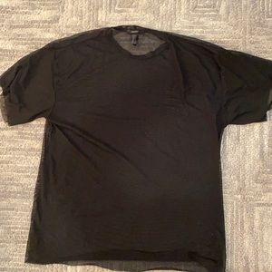 Black mesh tee